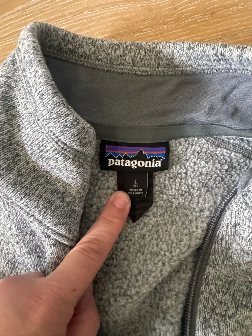 Patagonia Men’s Better Sweater Fleece Vest in Birch White Gray
